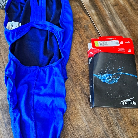 Womens Competition Speedo size 30 - Picture 3 of 4